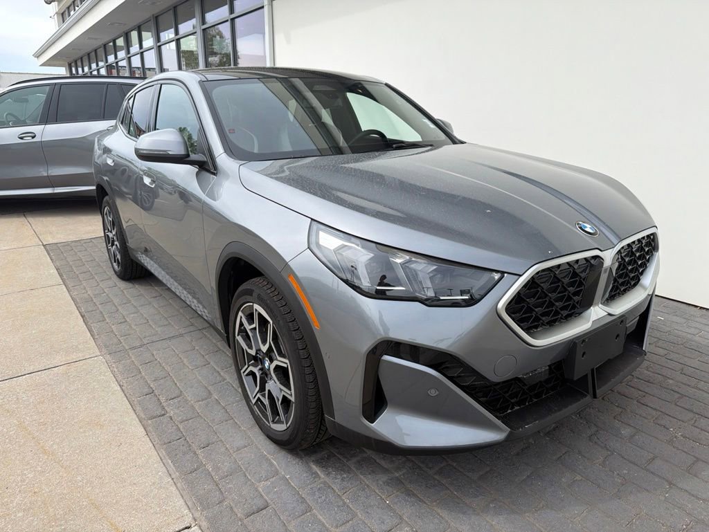 Certified 2025 BMW X2 xDrive28i w/ Convenience Package AWD/4WD image 1