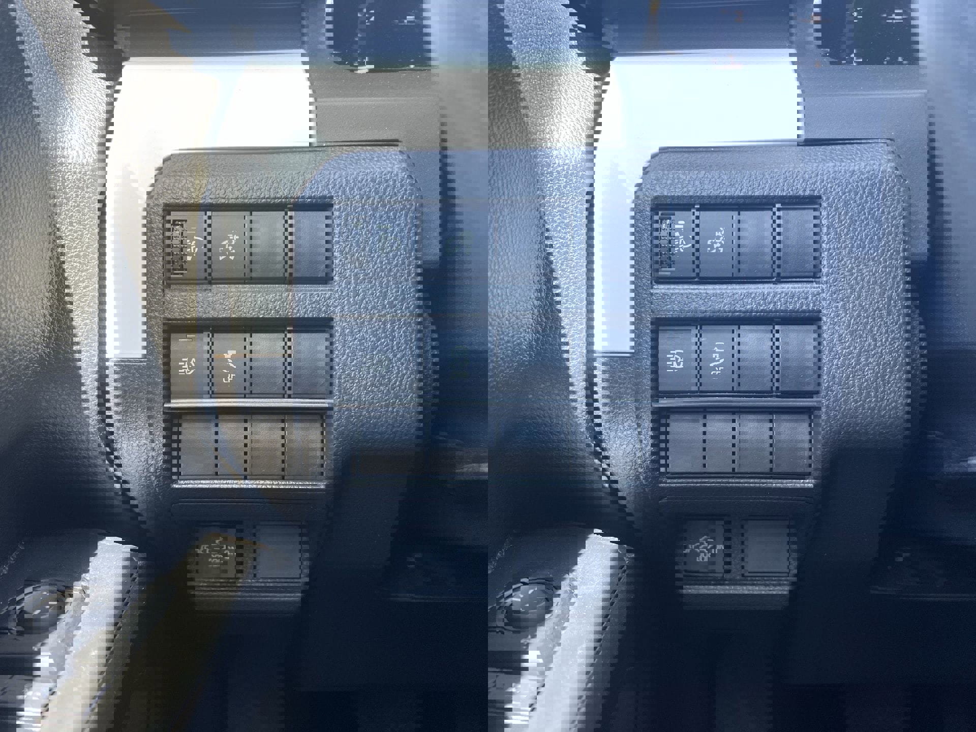 Used 2024 Toyota Tacoma TRD Off-Road image 11