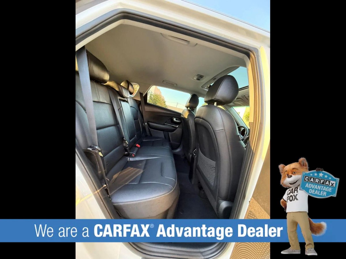Used 2021 Kia Niro EX Premium FWD image 59