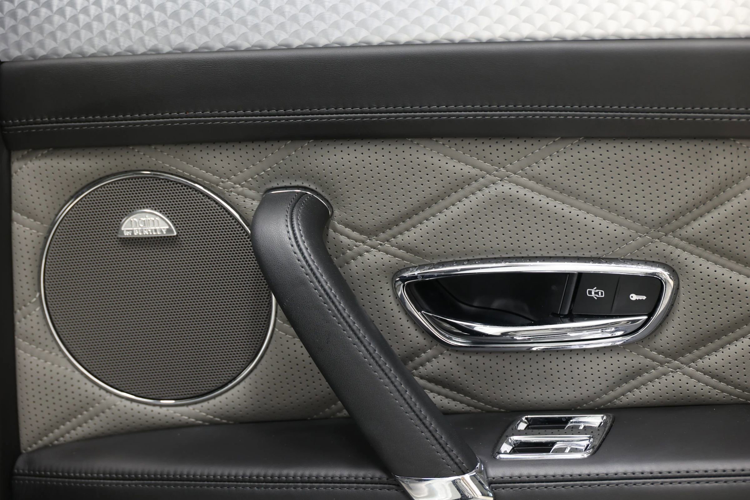 Used 2014 Bentley Flying Spur W12 image 60