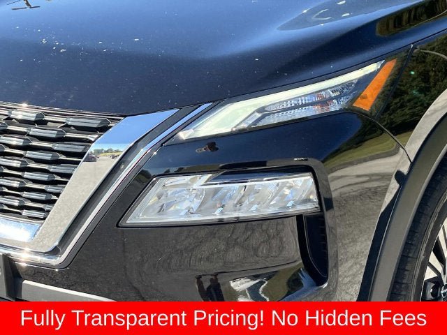 Used 2023 Nissan Rogue SV AWD/4WD image 10