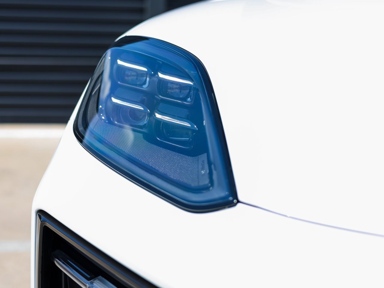 New 2025 Porsche Cayenne GTS image 13