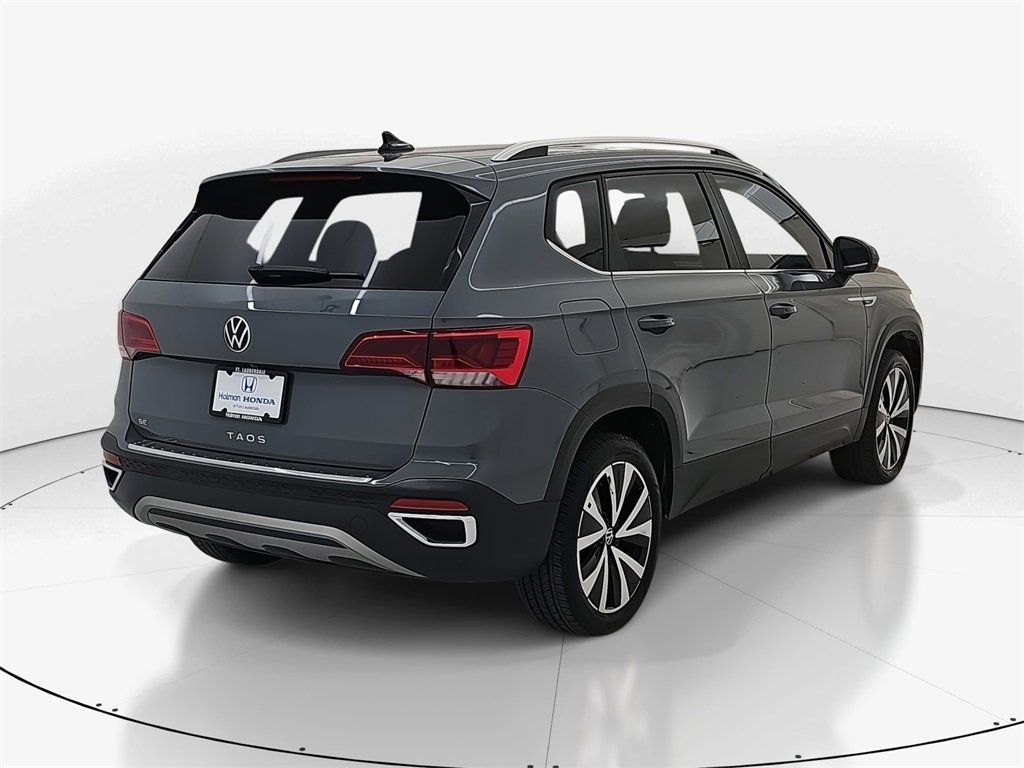 Used 2024 Volkswagen Taos SE image 7
