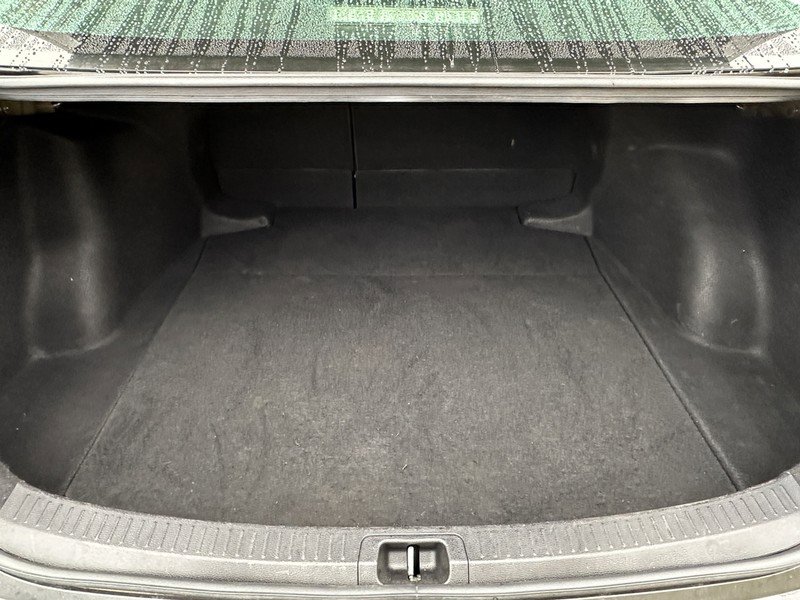 Used 2023 Toyota Corolla LE image 7