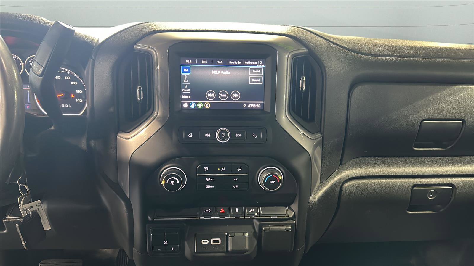 Used 2022 Chevrolet Silverado 2500 W/T w/ WT Convenience Package image 11