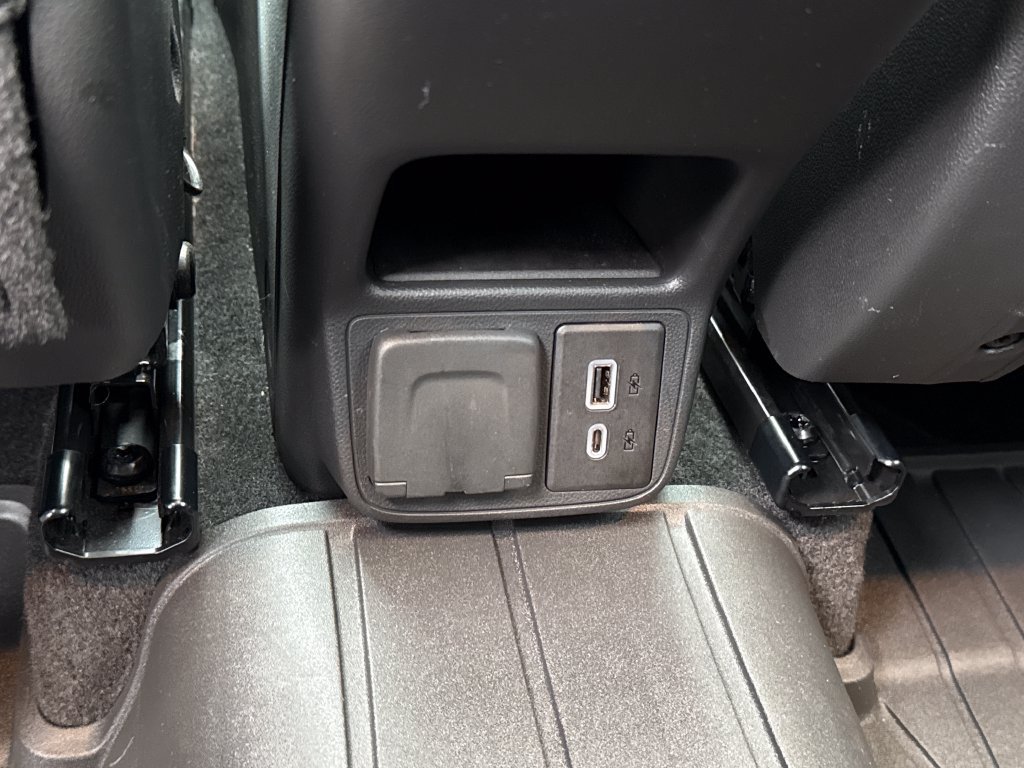 Certified 2023 Buick Encore GX Essence w/ Experience Buick Package AWD/4WD image 10