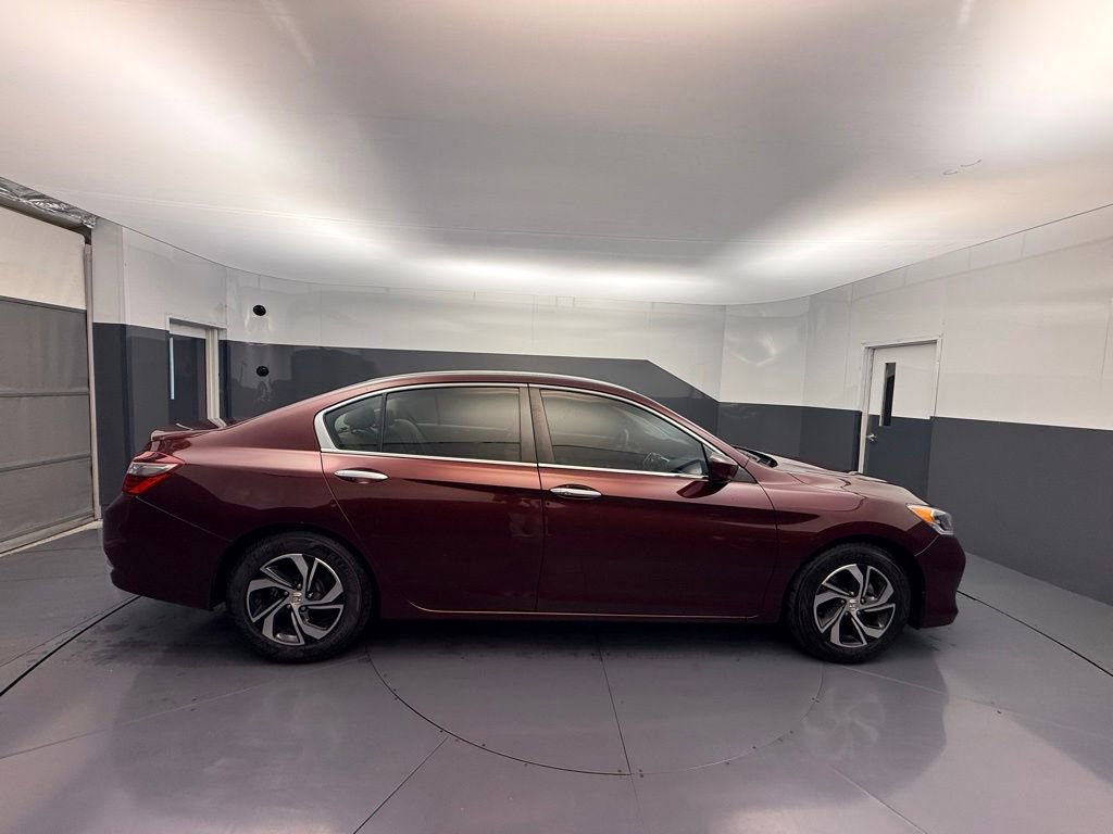 Used 2016 Honda Accord LX image 8