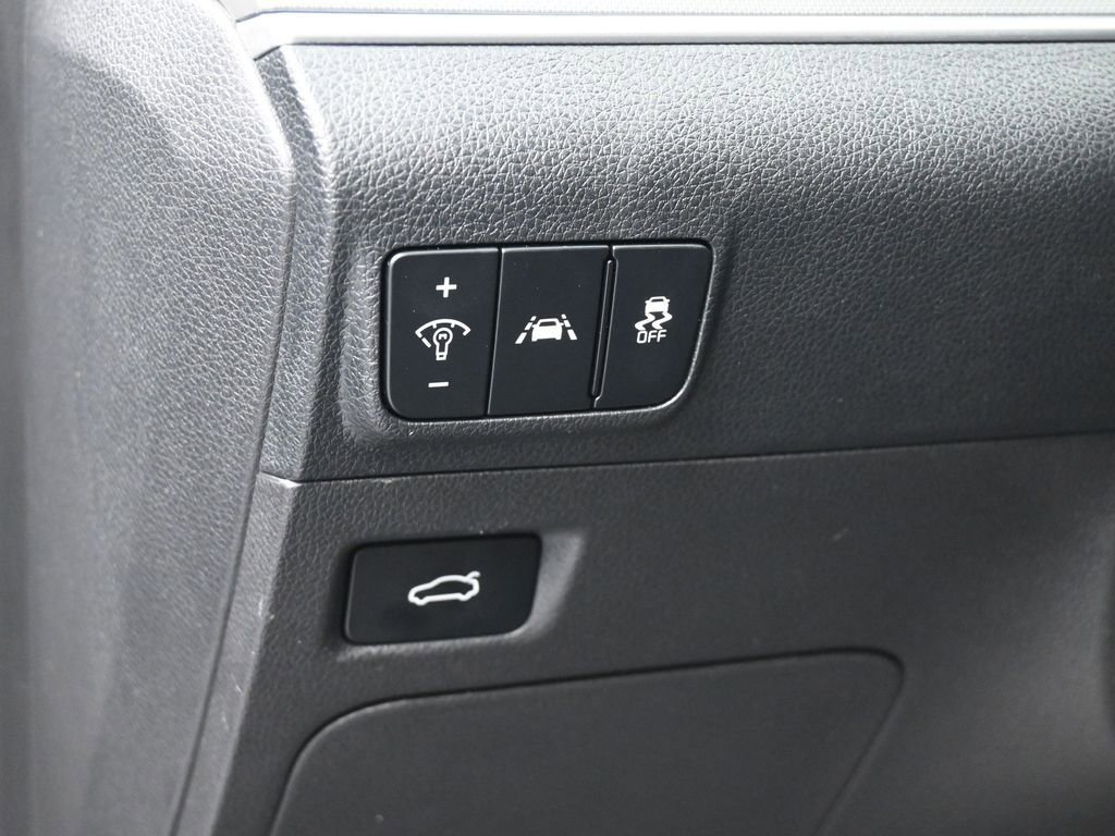 Used 2023 Kia K5 GT-Line image 15