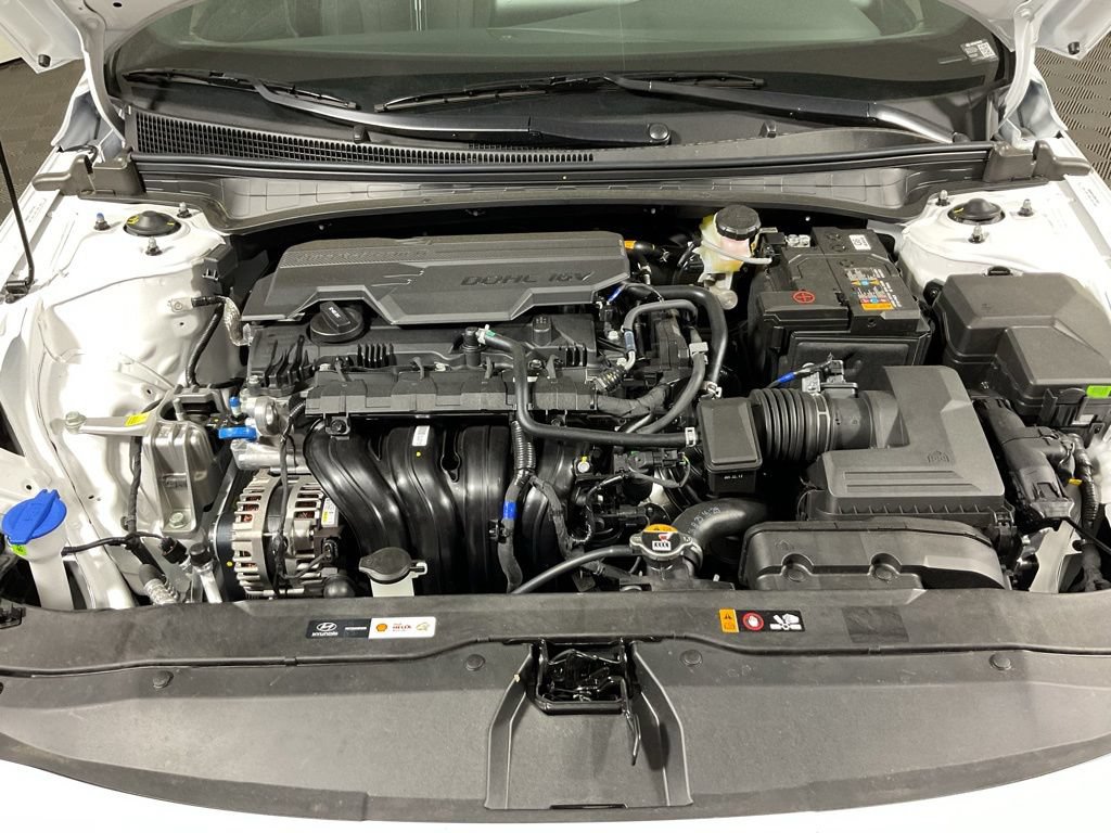 New 2026 Hyundai Elantra Sport FWD image 39