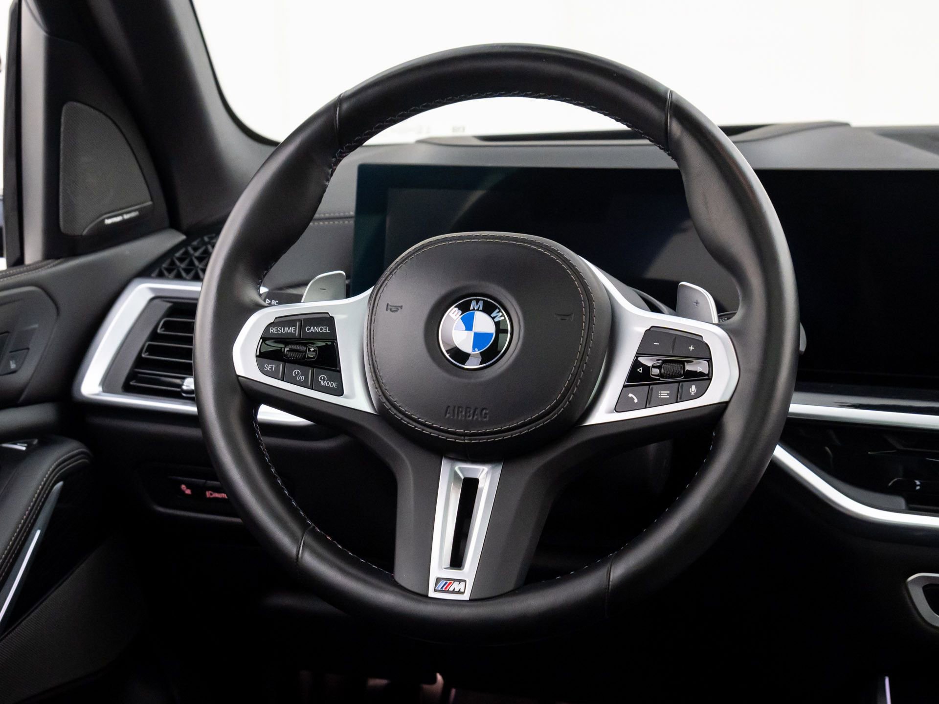 Used 2024 BMW X5 M60i image 11