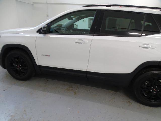 New 2023 GMC Terrain AT4 w/ Infotainment Package II AWD/4WD image 18