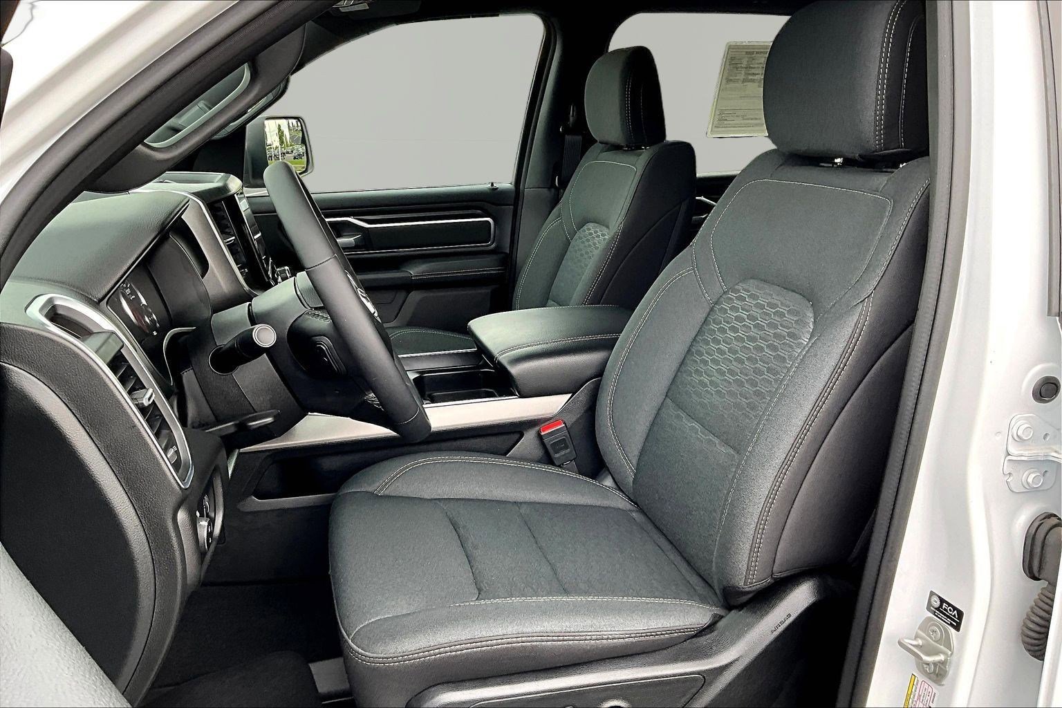 Used 2025 RAM 1500 Big Horn AWD/4WD image 22