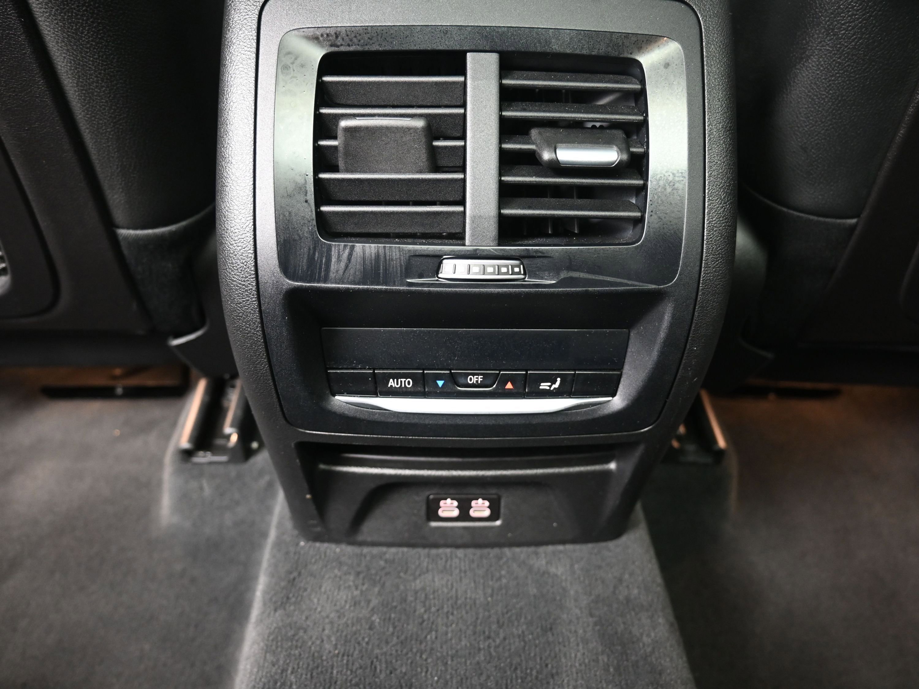 Used 2021 BMW X3 xDrive30i w/ Premium Package image 29