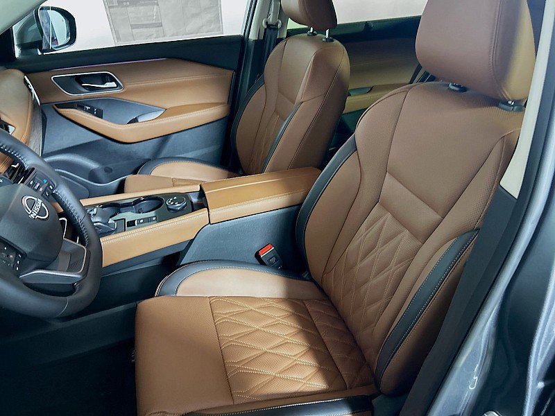 New 2026 Nissan Rogue Platinum w/ Platinum Premium Package image 11