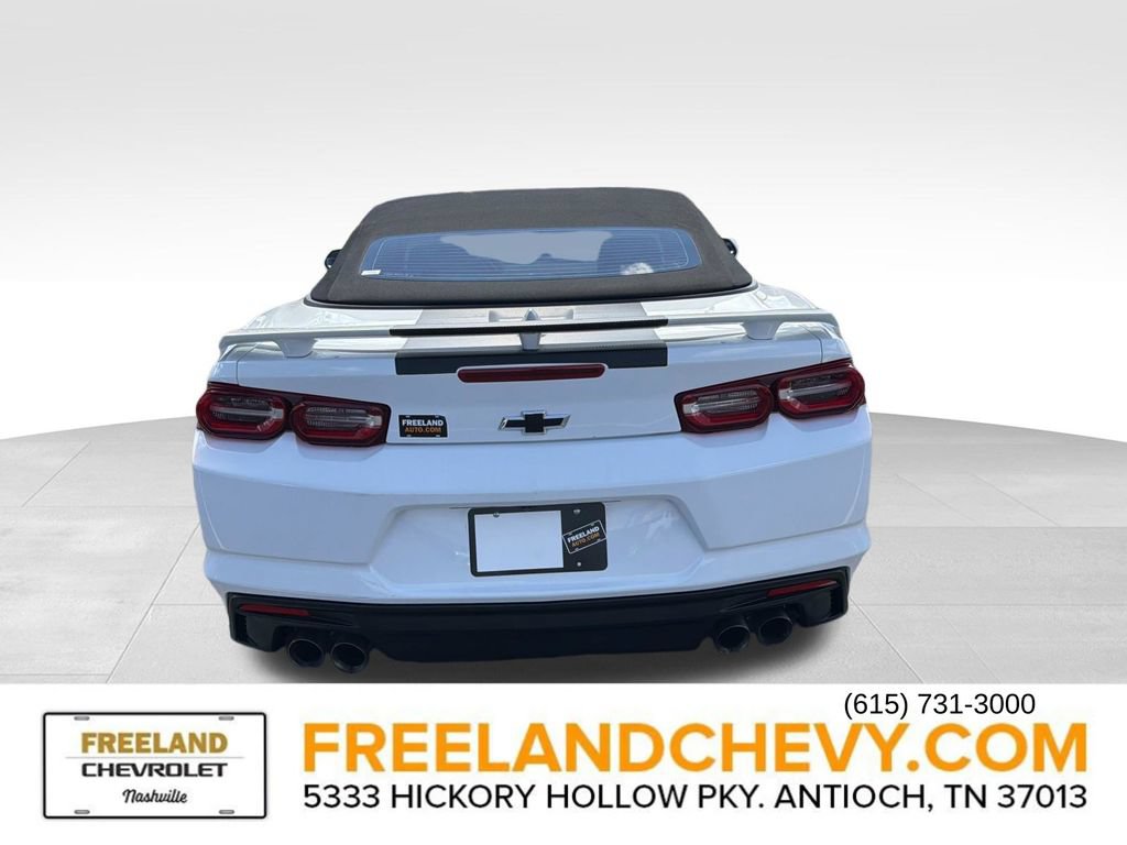 Used 2020 Chevrolet Camaro LT w/ Technology Package RWD image 4