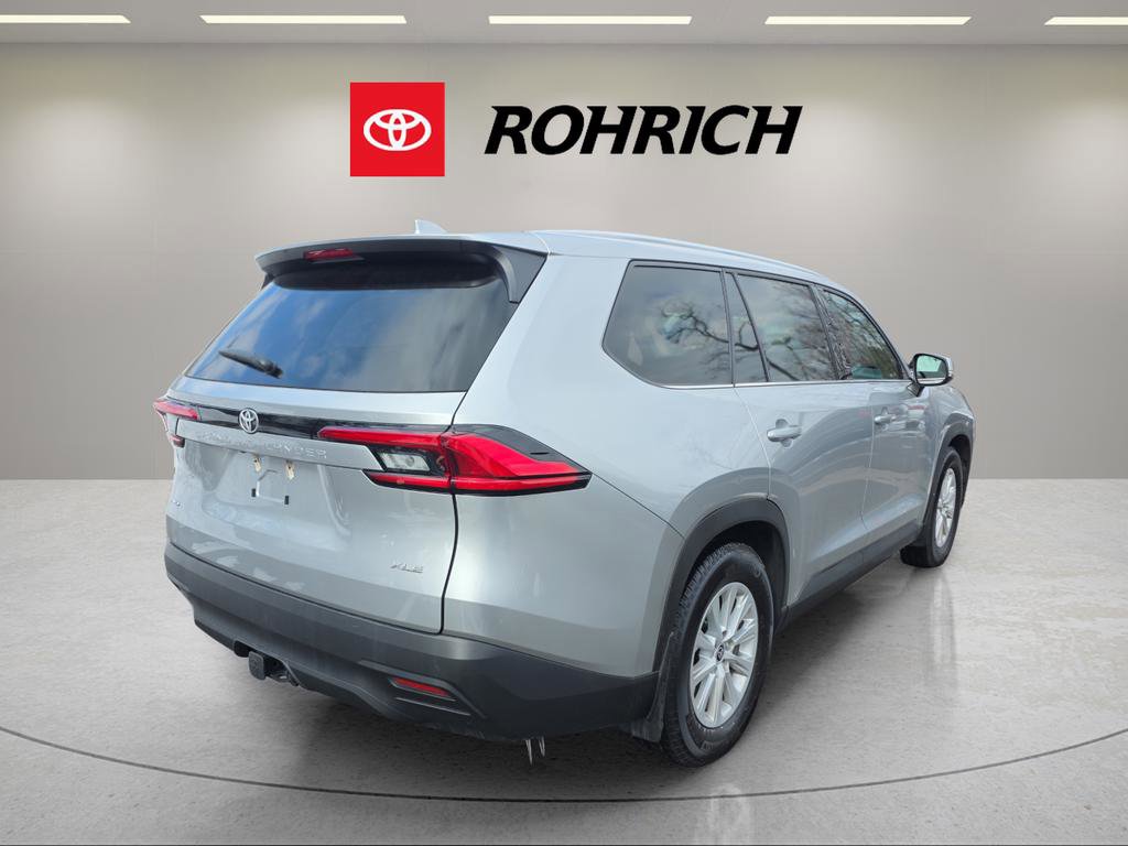 Used 2024 Toyota Grand Highlander XLE image 6