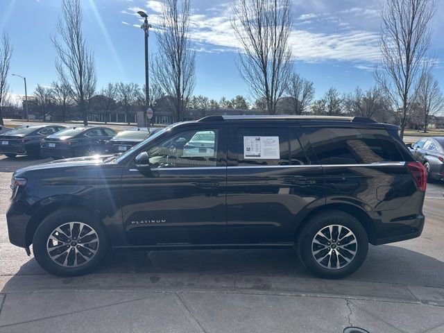 Used 2025 Ford Expedition Platinum image 6