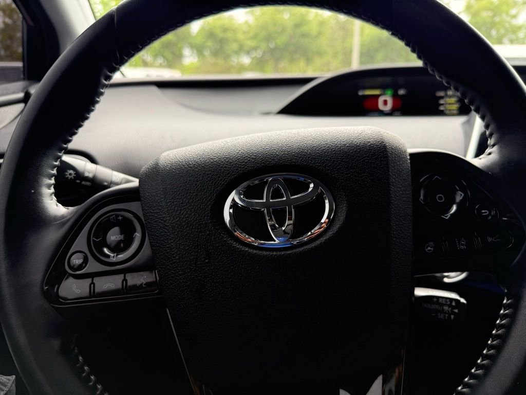 Used 2022 Toyota Prius FWD image 20