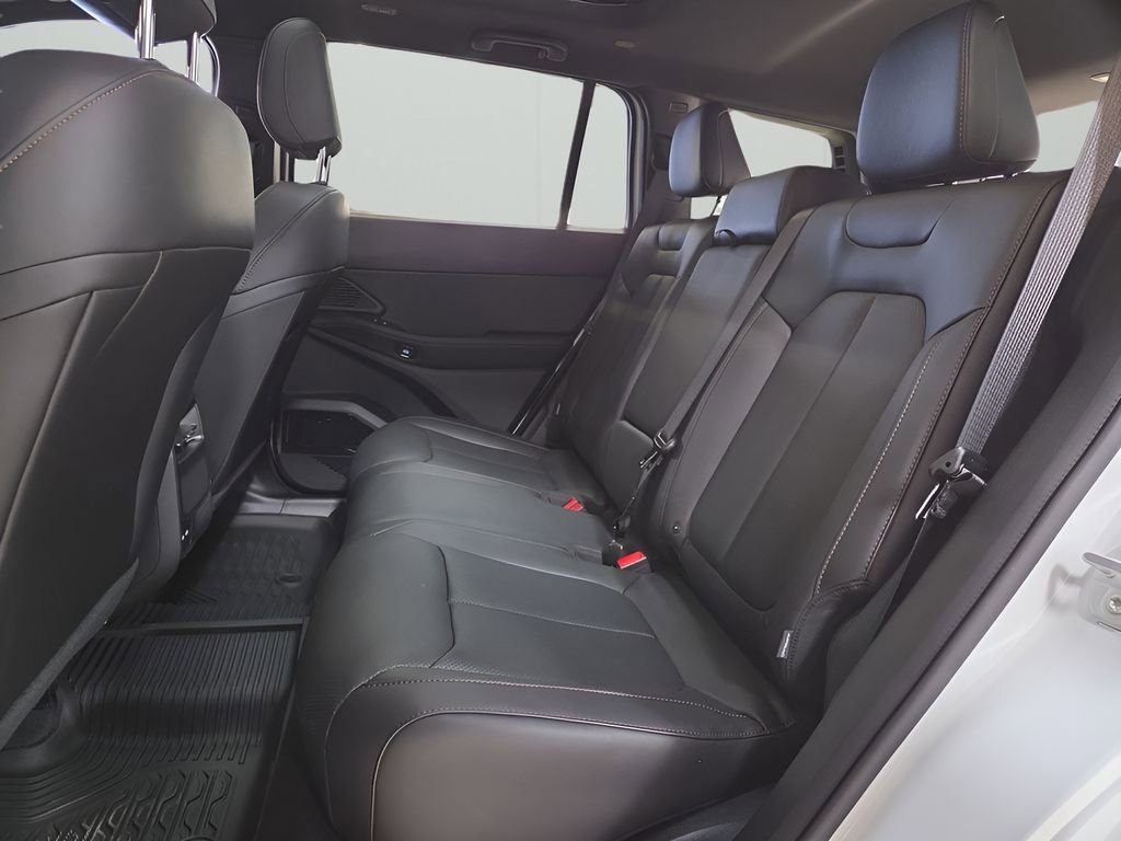 New 2026 Jeep Cherokee Limited image 23