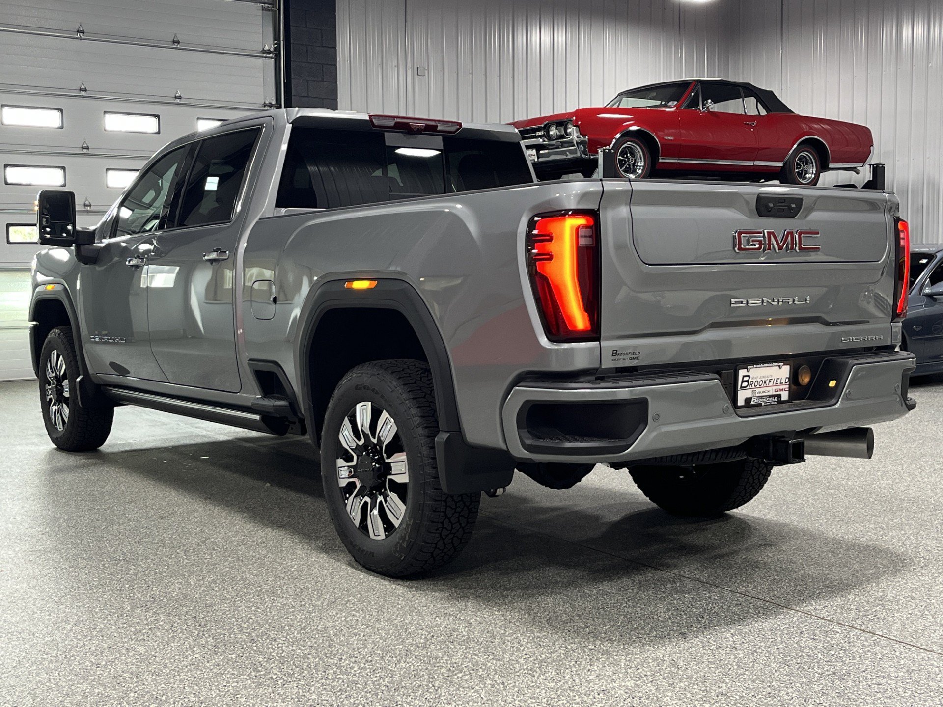New 2026 GMC Sierra 2500 Denali w/ Denali Reserve Package AWD/4WD image 3