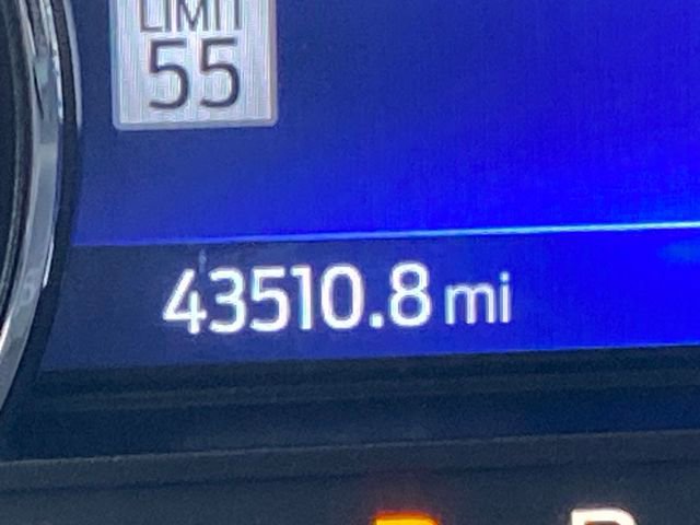 Used 2023 Ford Explorer XLT w/ Equipment Group 202A image 25