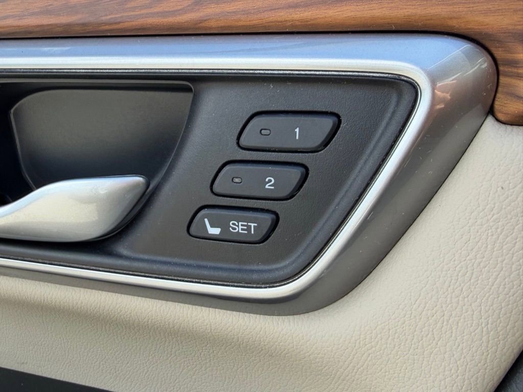 Certified 2019 Honda CR-V Touring image 22
