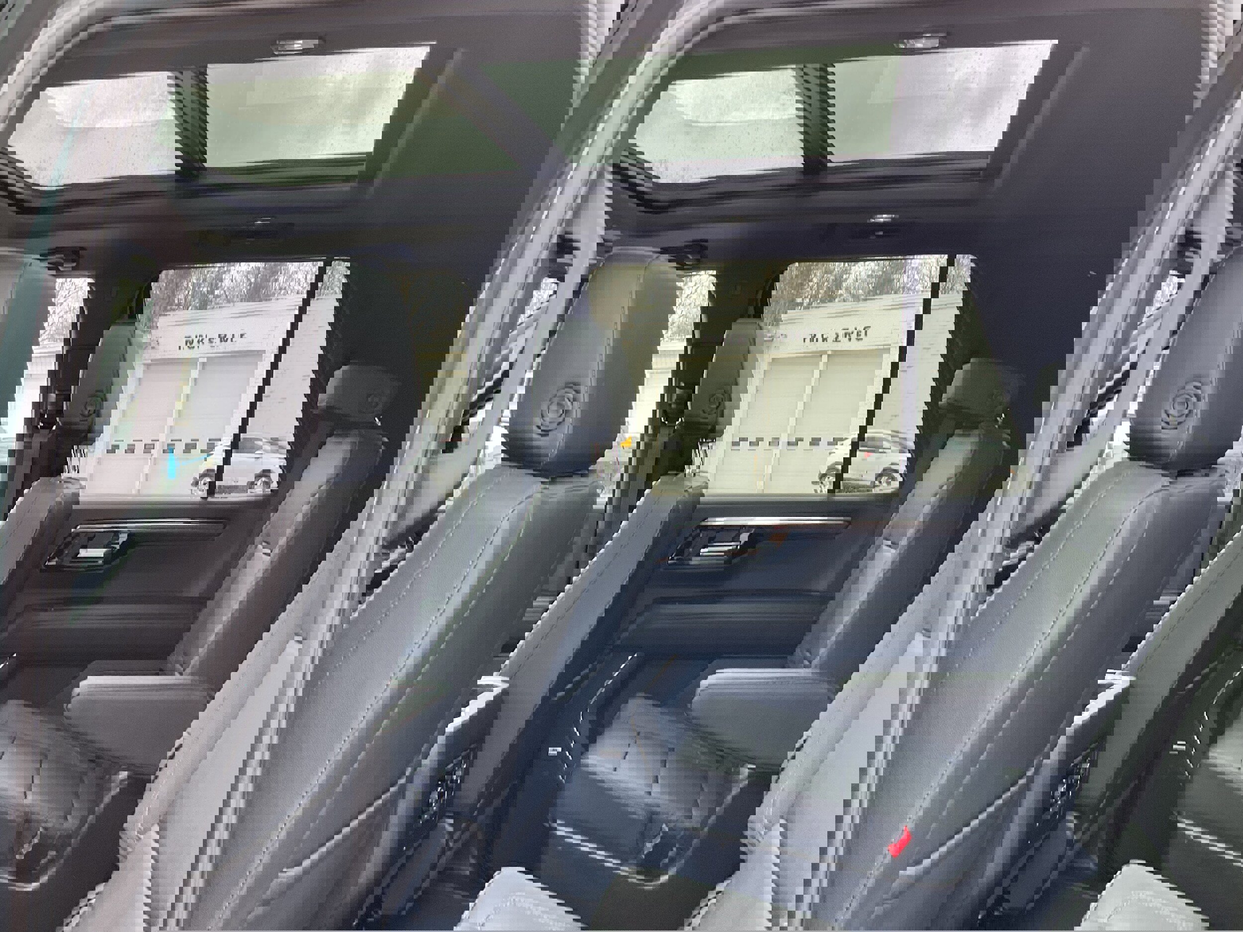 Certified 2026 Chevrolet Tahoe Z71 w/ Comfort Package image 14