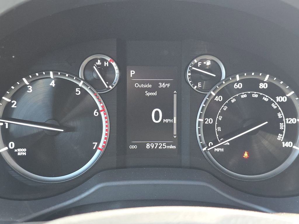 Used 2020 Lexus GX 460 Premium w/ Premium Package image 24