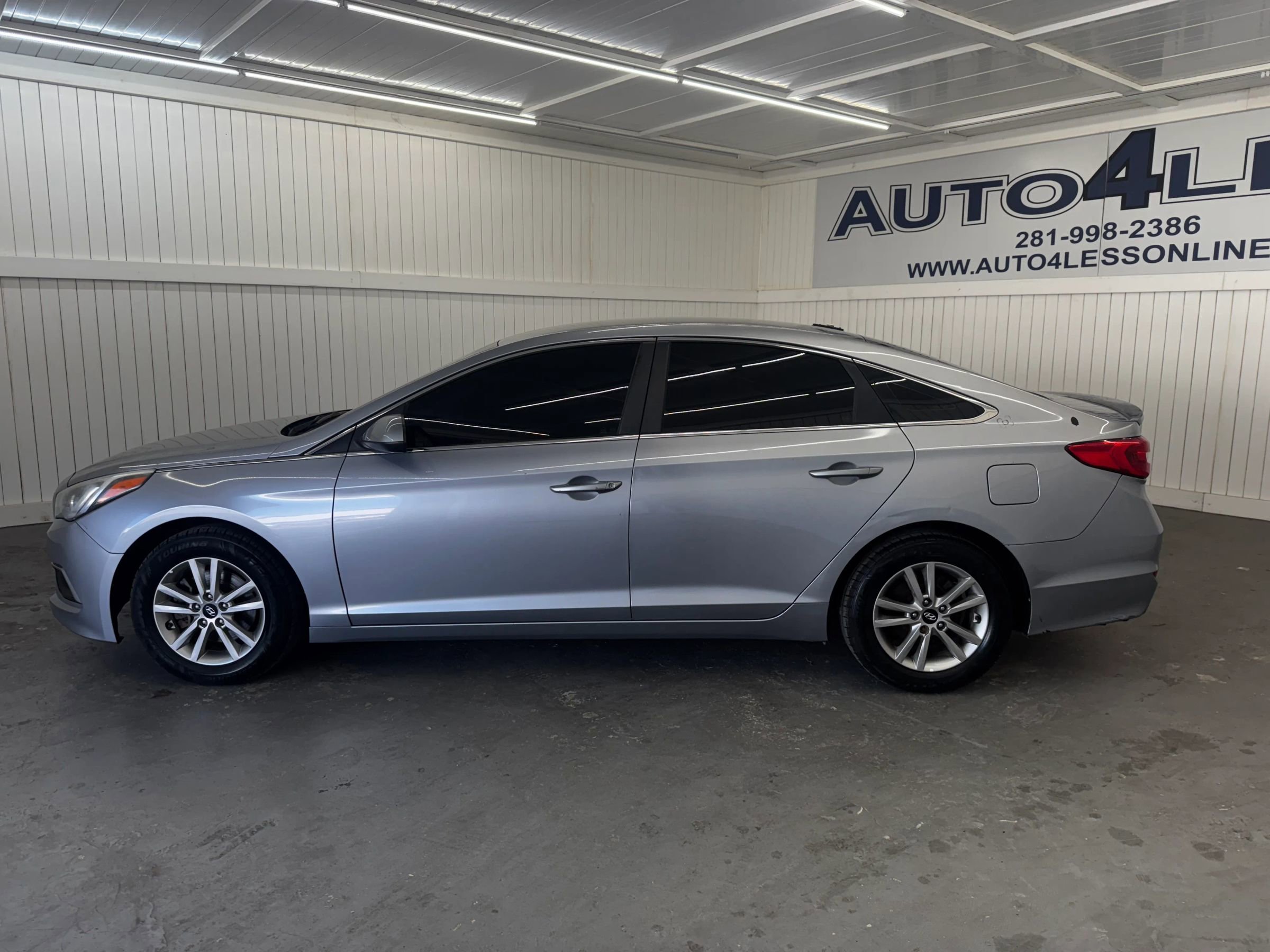 Used 2017 Hyundai Sonata SE image 8