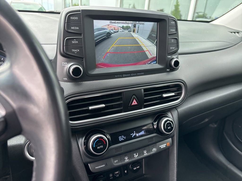 Used 2021 Hyundai Kona Limited AWD/4WD image 11