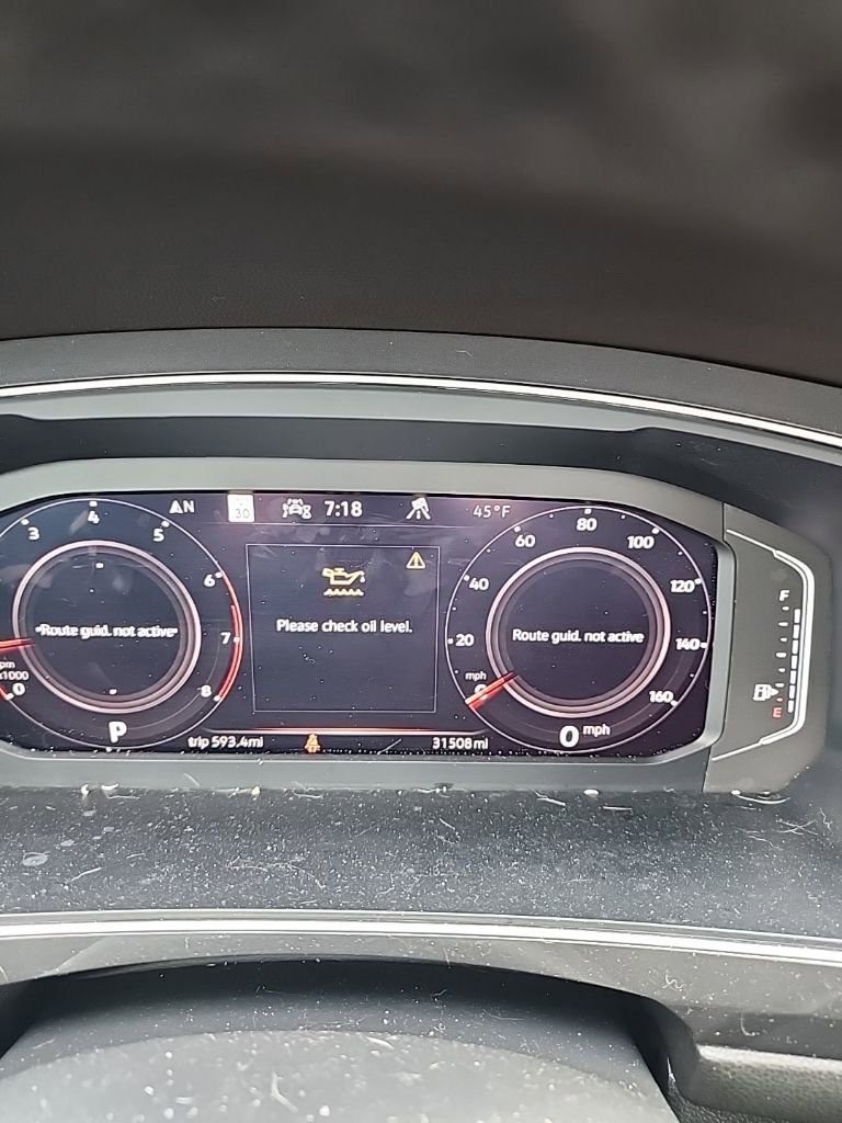 Used 2024 Volkswagen Tiguan SEL R-Line AWD/4WD image 7