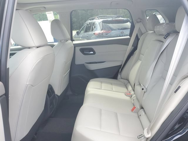 New 2026 Nissan Rogue Dark Armor FWD image 7