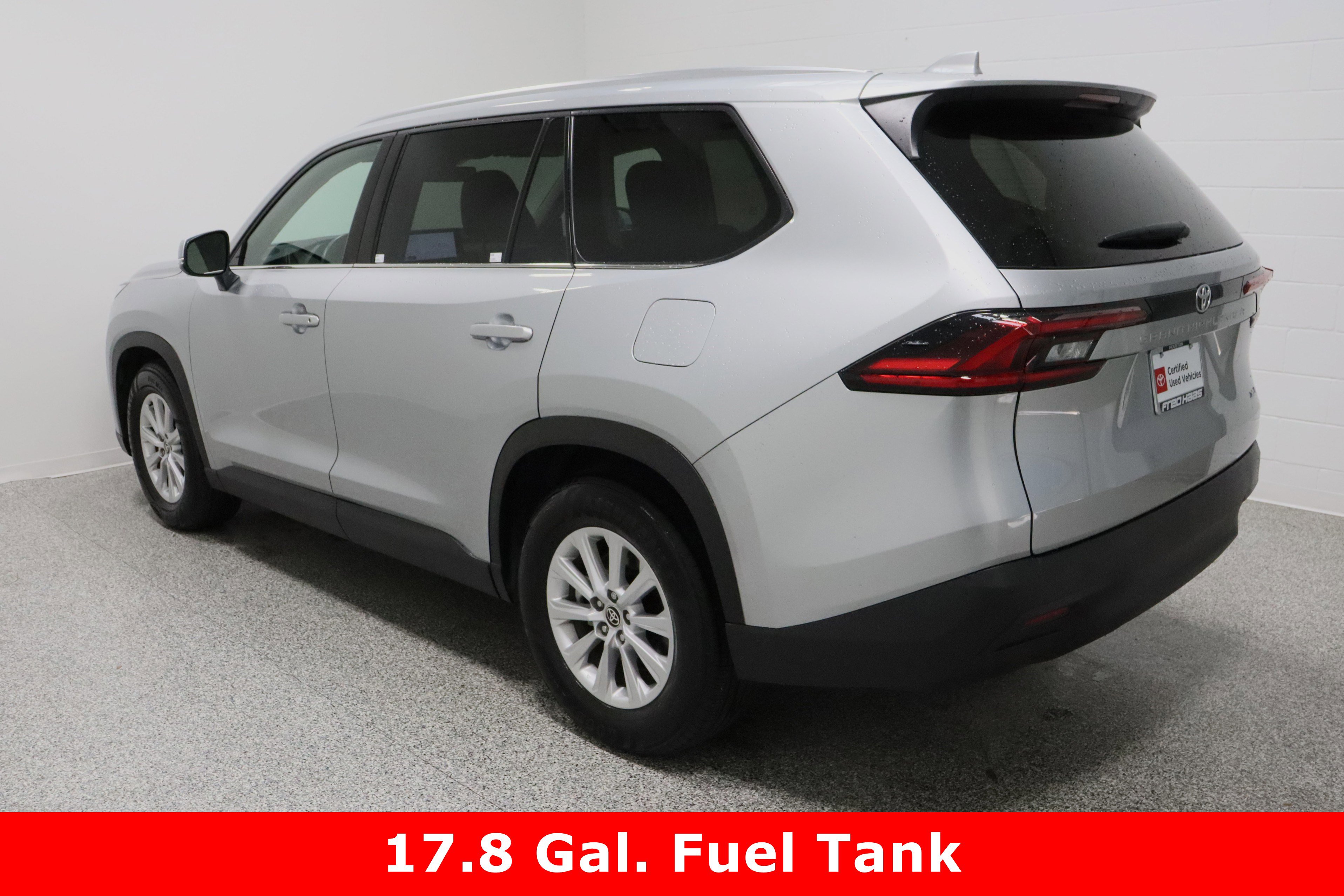 Certified 2025 Toyota Grand Highlander FWD image 9