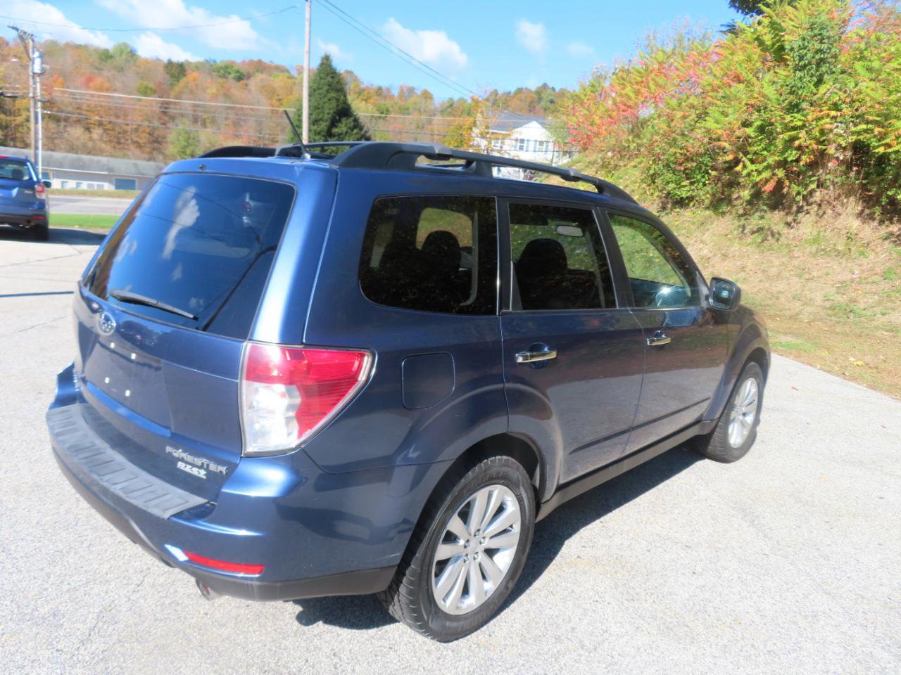 Used 2012 Subaru Forester 2.5X Limited image 4