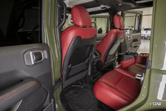 Used 2024 Jeep Wrangler Unlimited Rubicon 392 AWD/4WD image 25