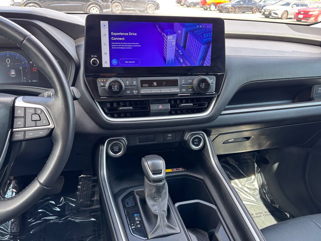 Used 2025 Toyota Grand Highlander AWD image 36