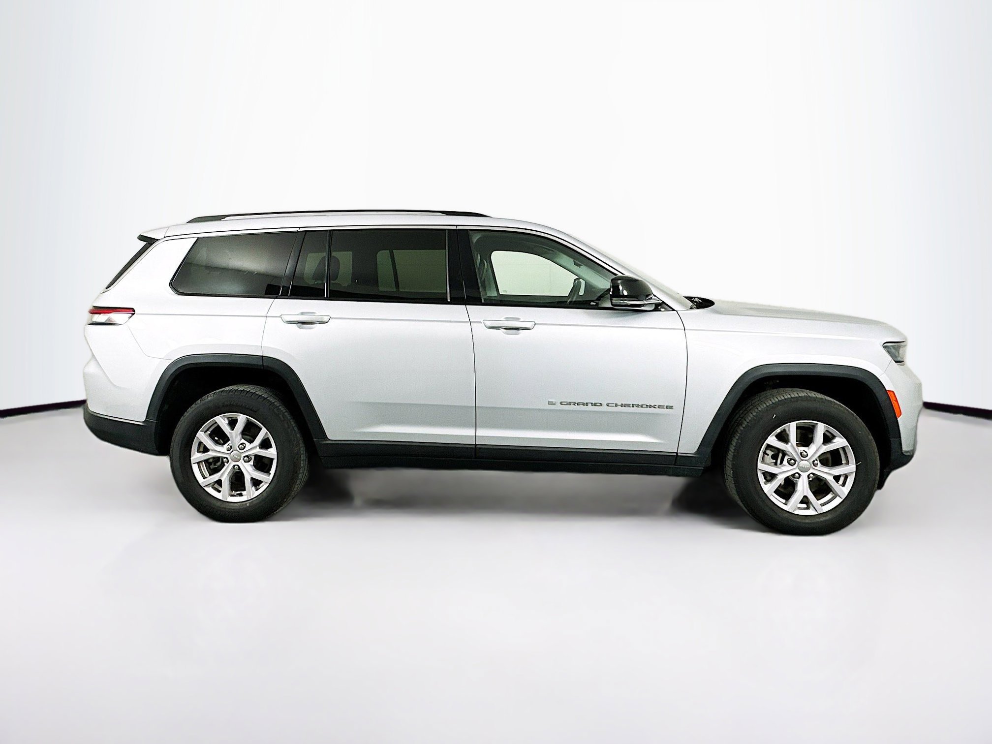 Used 2021 Jeep Grand Cherokee L Limited image 10