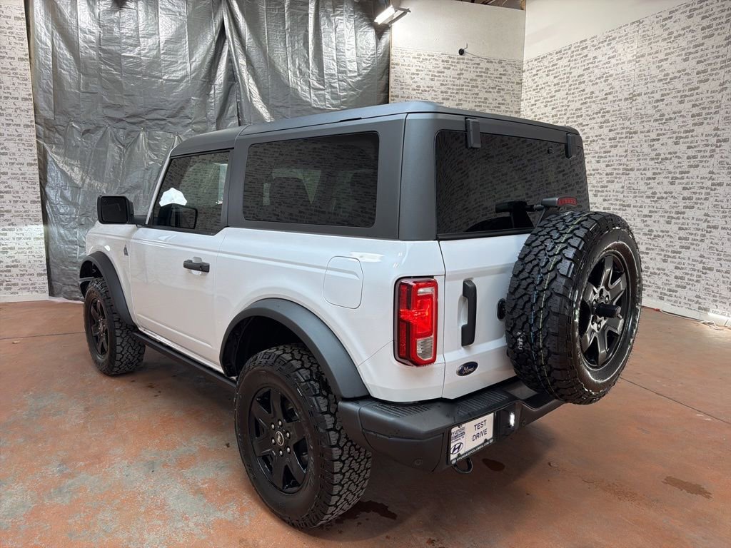 Used 2024 Ford Bronco Black Diamond image 5