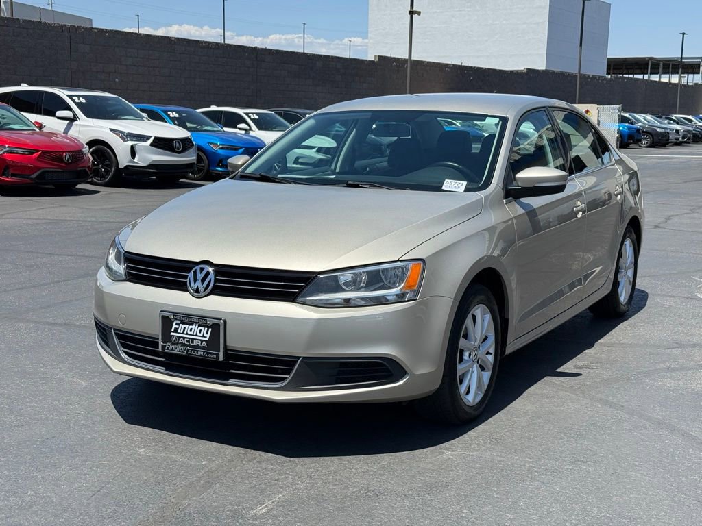 Used 2013 Volkswagen Jetta SE FWD image 8
