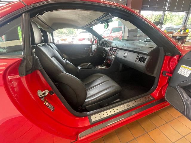Used 2001 Mercedes-Benz SLK 320 image 19