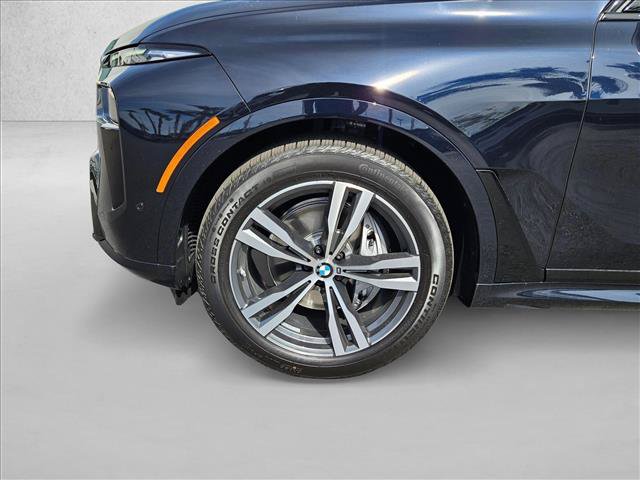 Used 2026 BMW X7 xDrive40i w/ M Sport Package AWD/4WD image 10