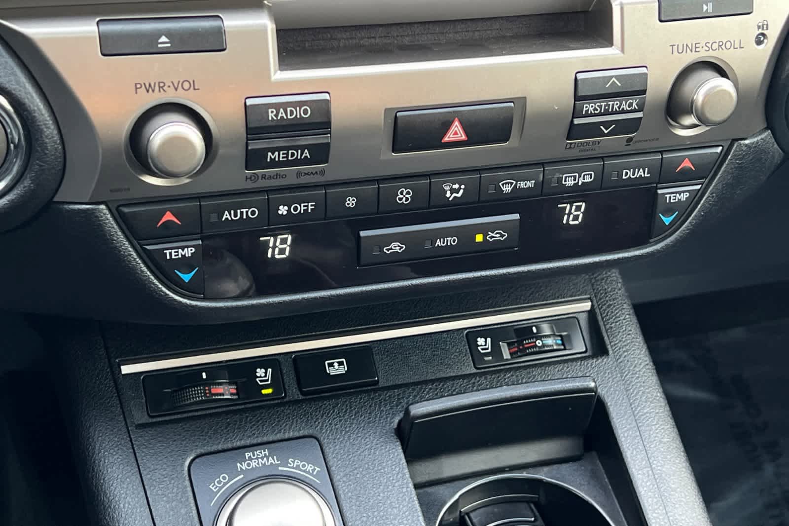 Used 2013 Lexus ES 350 w/ Luxury Pkg image 22