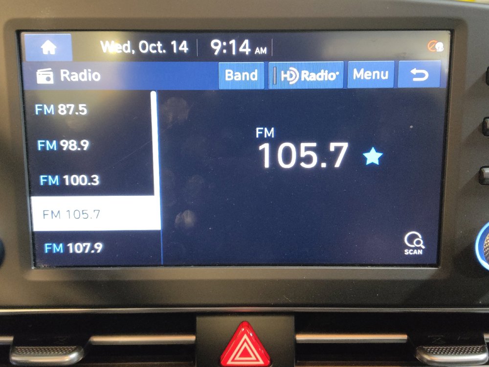 Used 2021 Hyundai Elantra SEL FWD image 25