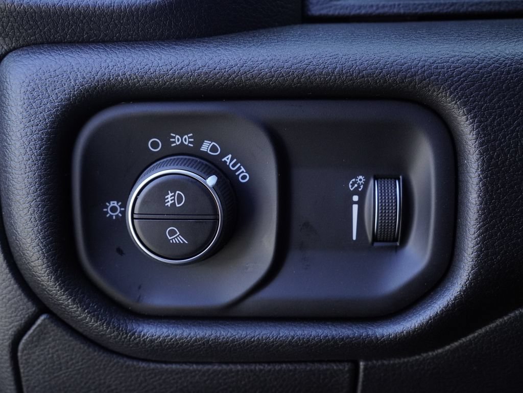 New 2026 RAM 1500 Big Horn AWD/4WD image 14