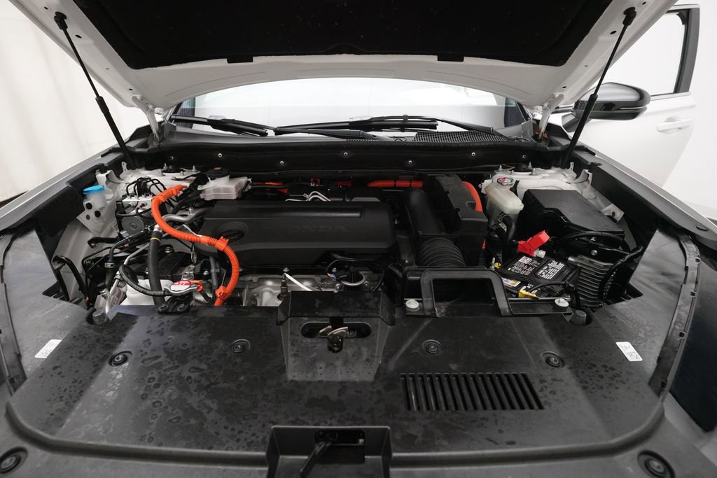 Certified 2025 Honda CR-V Sport Touring image 3