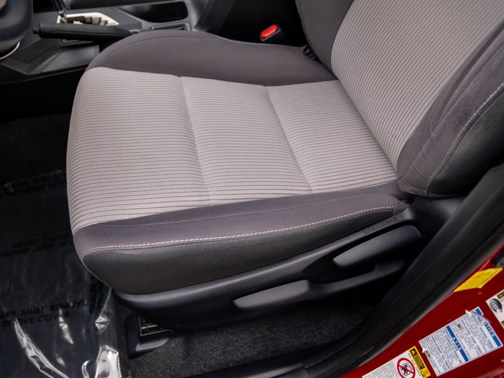 Used 2015 Toyota RAV4 XLE image 13