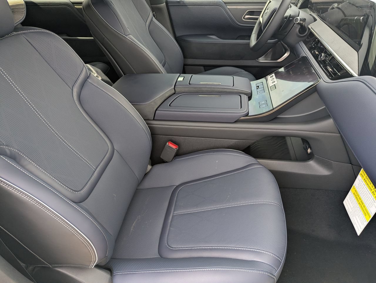 New 2027 INFINITI QX80 Sensory AWD/4WD image 10