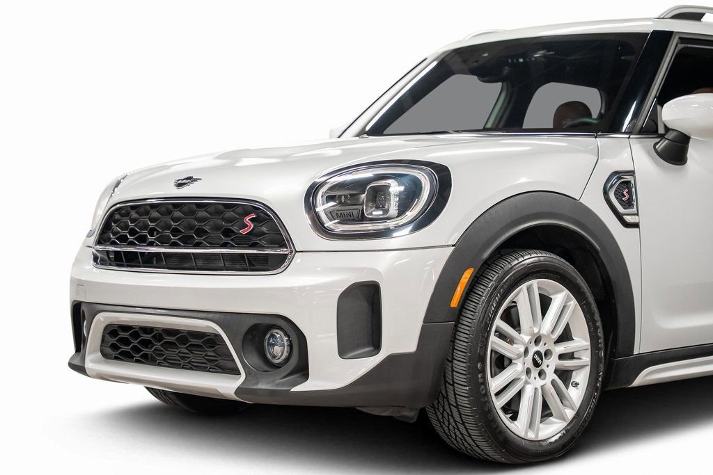 Used 2023 MINI Cooper Countryman S w/ Signature Upholstery Package image 14