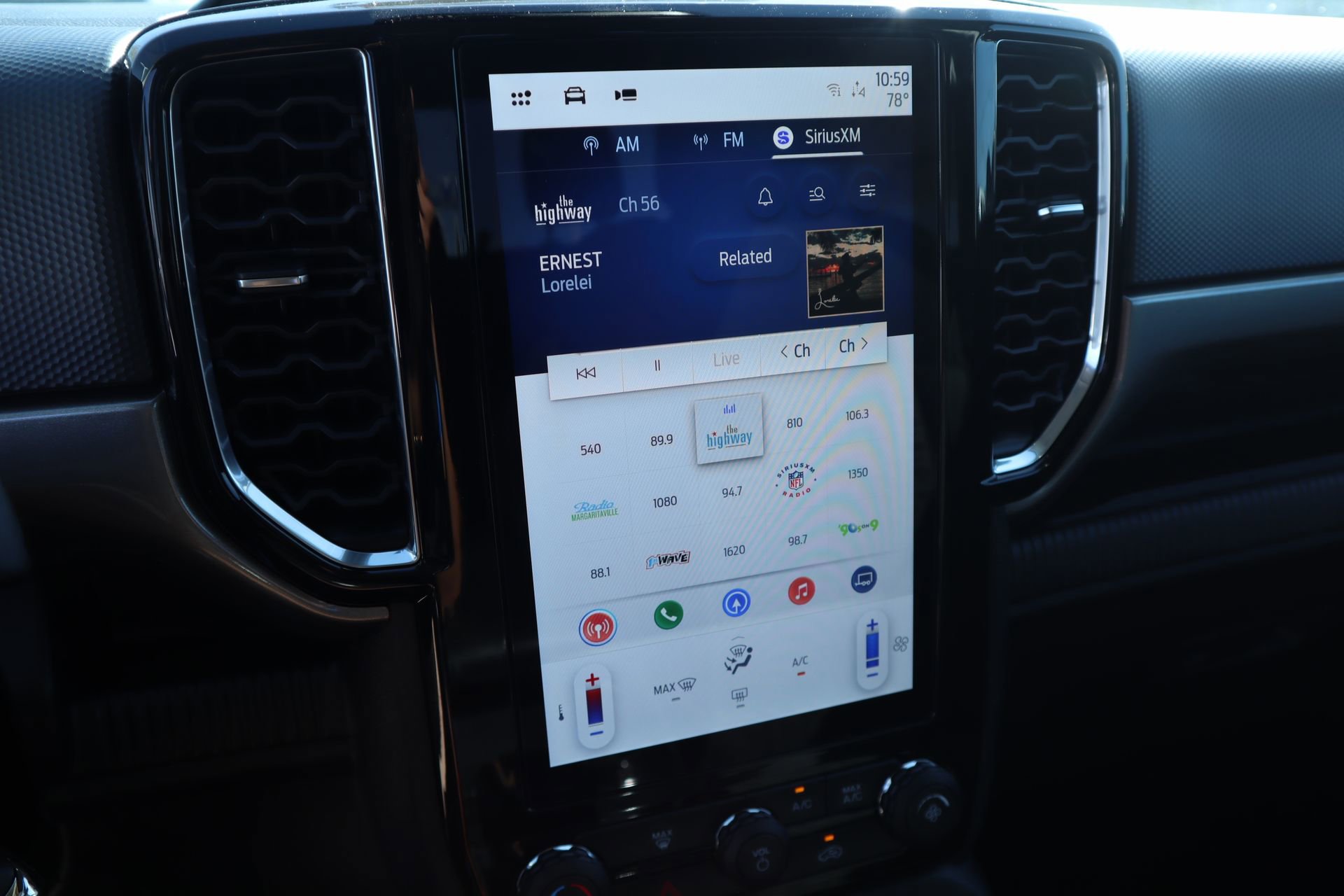 New 2026 Ford Ranger XLT w/ FX4 Off-Road Package image 5