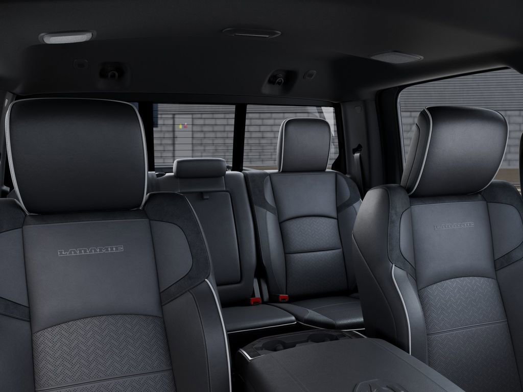 New 2026 RAM 2500 Laramie AWD/4WD image 26
